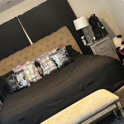 King Size Upholstered  Sleigh Bed