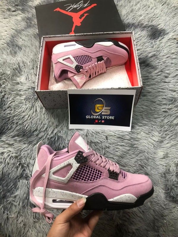 Air Jordan Retro 4 Orchid Size 8.5