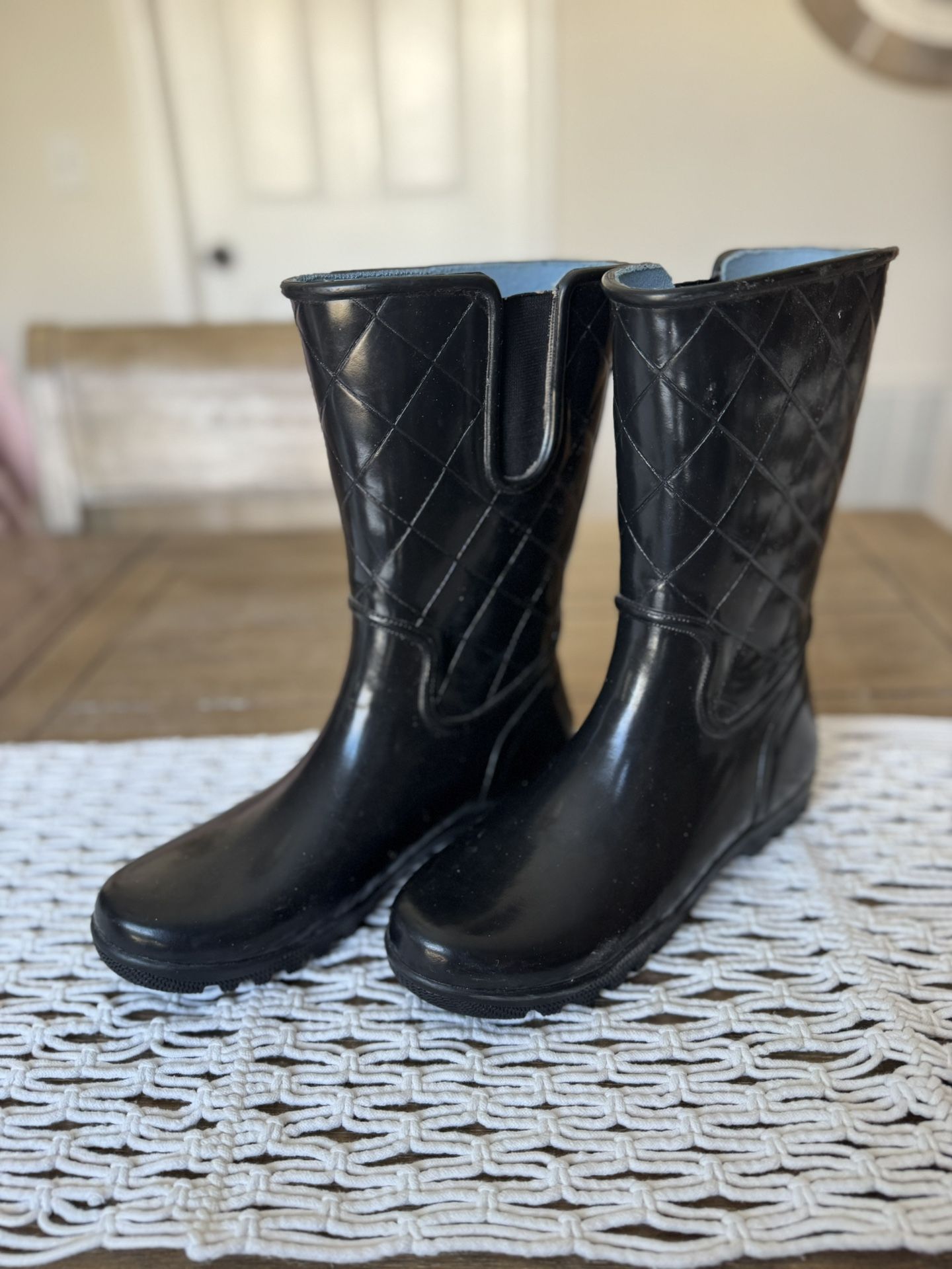 Sperry Rain Boots - Sz 8
