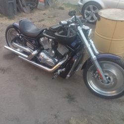 Harley Davidson V-rod 