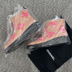 Brand New Chanel Short rainboots EU 38 
