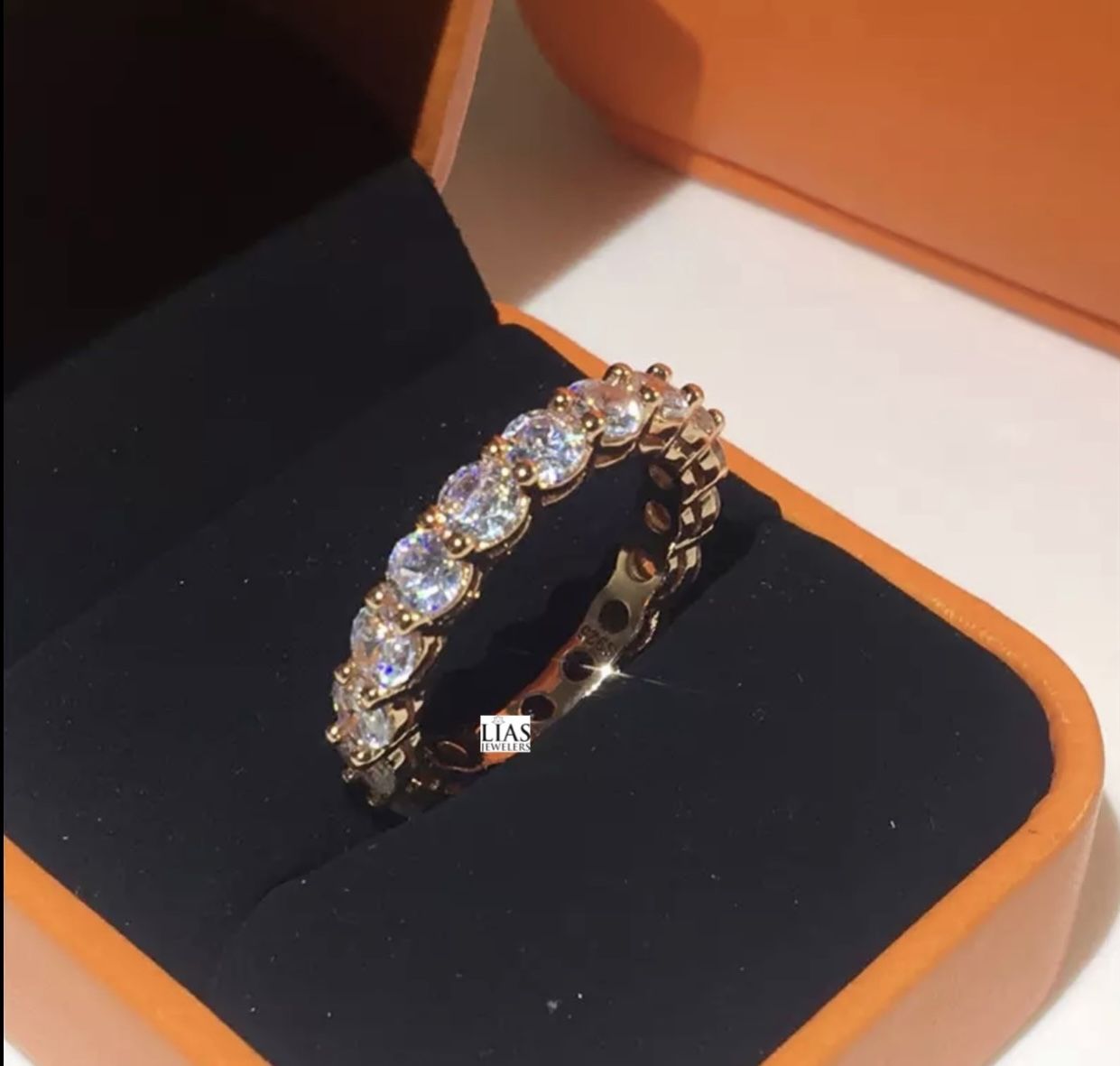 New 18k Rose Gold Wedding Band