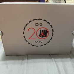 Air jordan undefeated 4