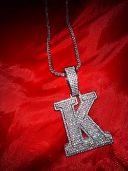 VVS Moissanite K pendant (solid backing)