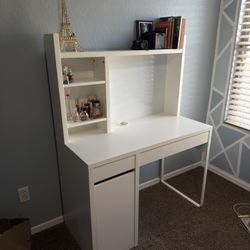 White Desk