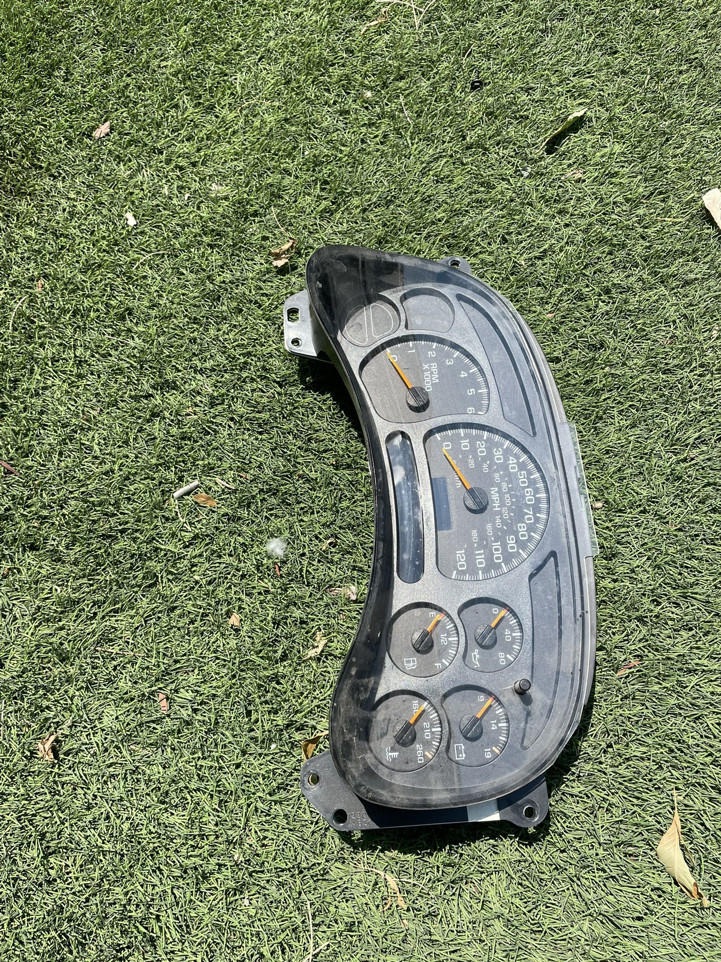 Chevrolet Suburban Parts