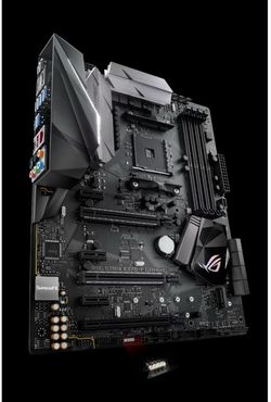 ROG STRIX X370-F GAMING (Never been used)