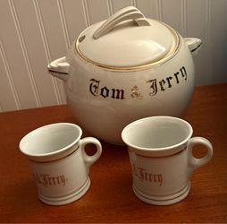 Vintage Tom and Jerry Punch Bowl and Mugs