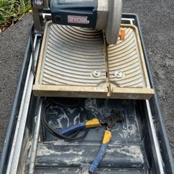 Tile Saw Ryobi