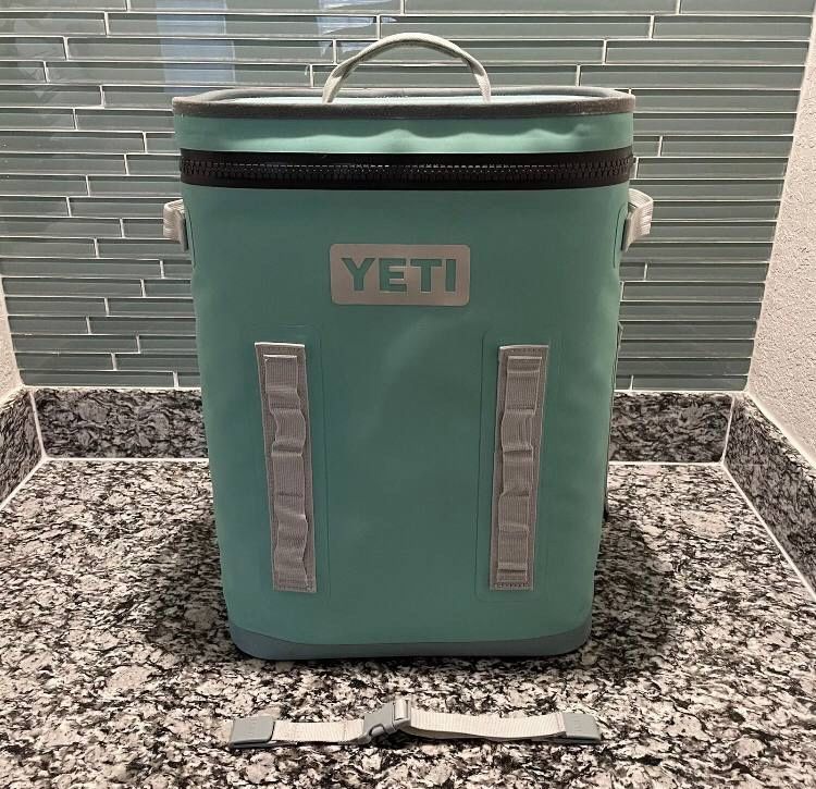 Used YETI Hopper 24 Cooler - Aquifier Blue