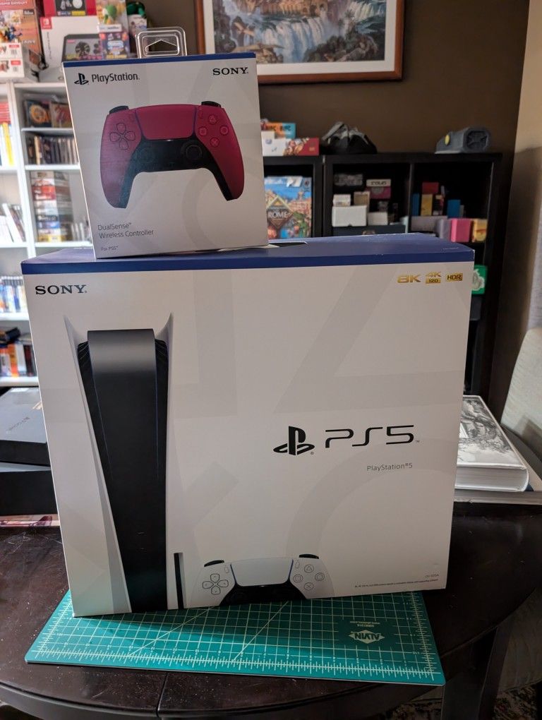PS5 disc edition CIB + red controller