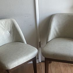 Dining Chairs 