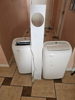 AIR CONDITIONER PORTABLE TOUCH SCREEN TOSHIBA LIKE NEW 6000 BTU FOR ROOM 260 SQ FT,3IN1 COMES WITH EXHAUST TUBE AND WINDOW COVER FOR ANY QUESTION TEXT