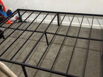 New Queen size platform box spring