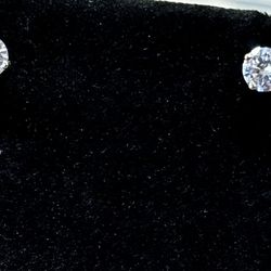 14k White Gold Diamond Earrings