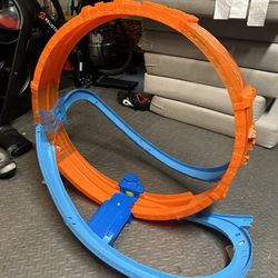 Hot Wheels Big Loop Track