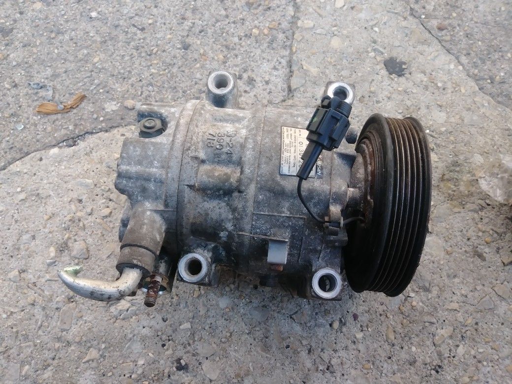 Nissan maxima 2000-2001 🚨AC compressor Excellent conditions🚨