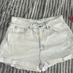 Levi’s Shorts 