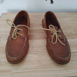 Sperry  size 11 ex excellent shape