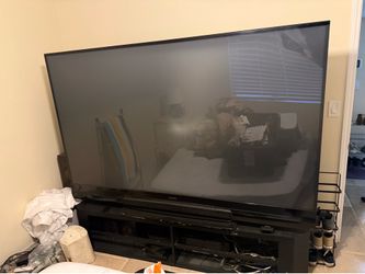 Mitsubishi 92” Big Screen TV – Massive Home Theater TV – Works Great