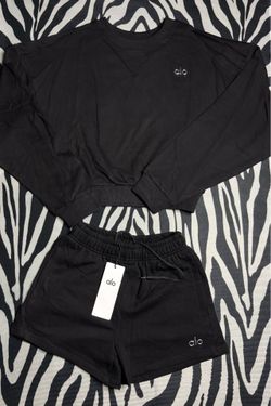 Alo Crewneck and Shorts Set Size M Black