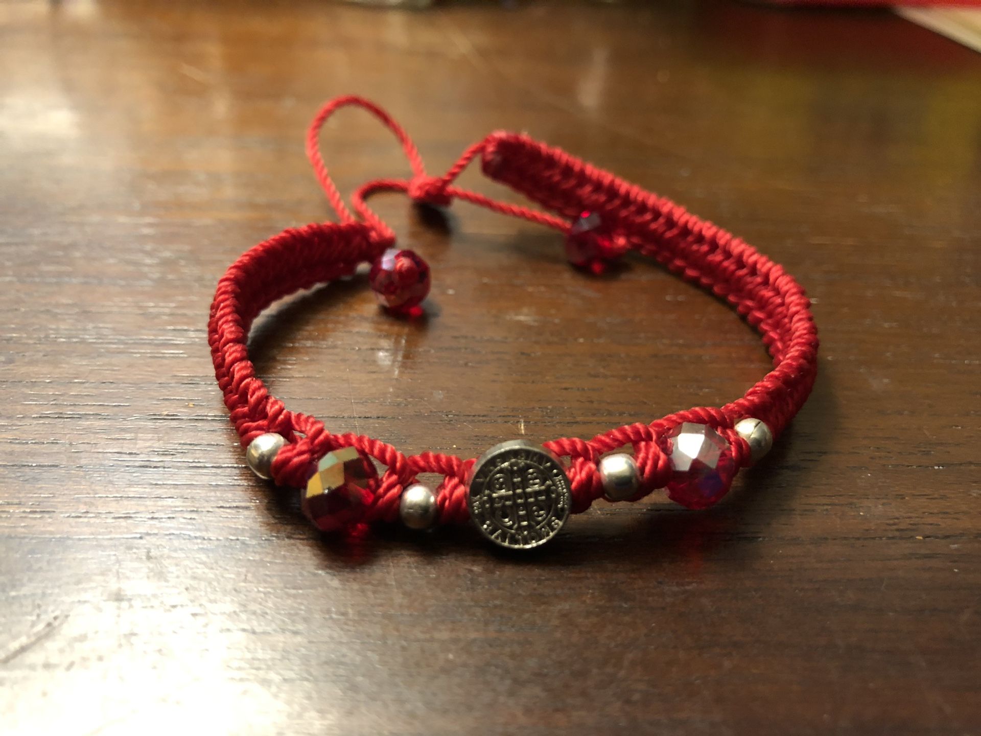 Saint Benedict of Nursia bracelet / Pulsera de San Benito