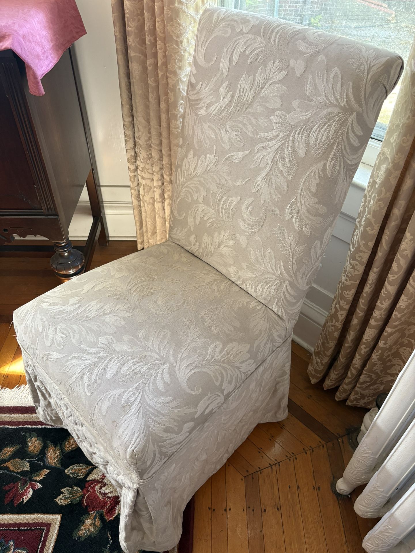 4 Cushioned Dining Chairs