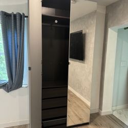 Ikea pax wardrobe With Mirror Doors