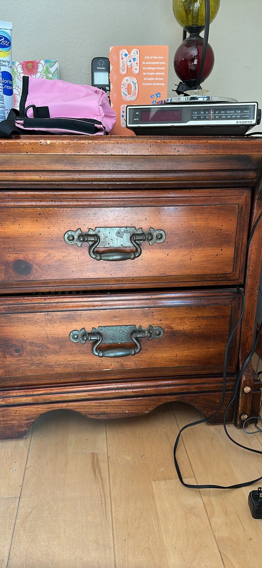 Dresser, Mirror, 2 Nightstands, Chest Of Drawer