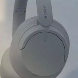 (SONY) WIRELESS Original & Wireless HEADPHONES (NEW)... $45 Each / 40 PIECES AVAILABLE.