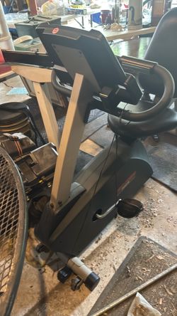 Recumbent bike