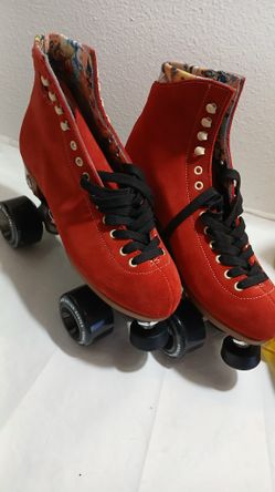 Size 8m9w Roller Skates 