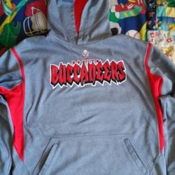 BUCCANEERS SWEATSHIRT SIZE XL ADULT