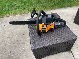 POULAN pro 18” gas chainsaw