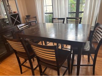 Dining table with 6 chairs