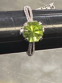 Lady’s Ring