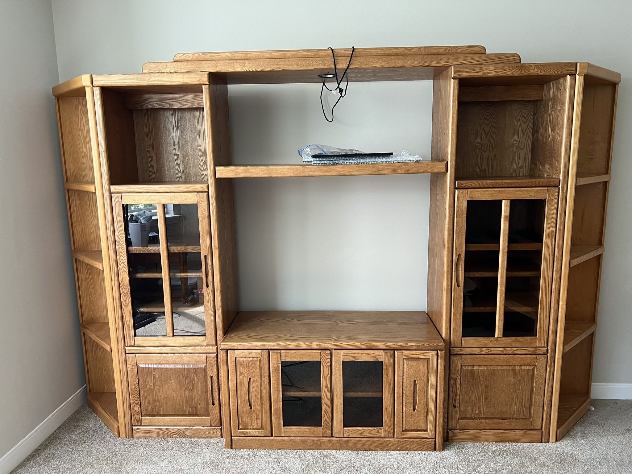 6’x6.6 Tall Solid Wall Unit FREE