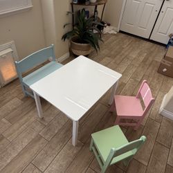 Kidkraft Kids Table 2 Chairs and a Bench