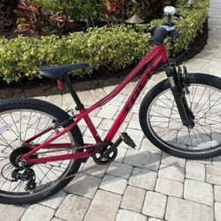 Trek bikes For Sale (quantity 2) 
