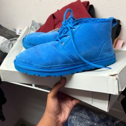 blue uggs