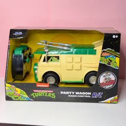 TMNT Party Wagon R/C Radio Control Car
