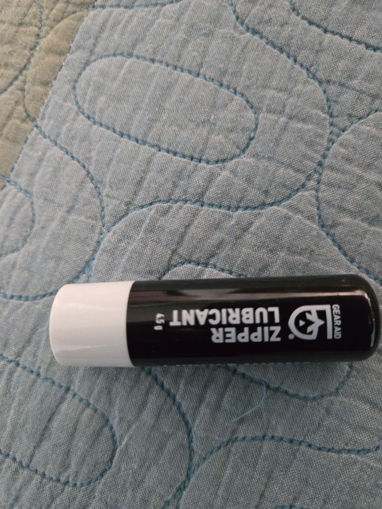 Zipper Lubricant