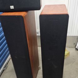 Jbl Tower And Center Speaker 