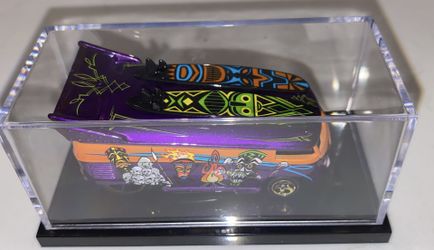 Hot Wheels SURFIN’ FREAKY TIKI VW BUS