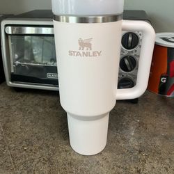40oz Stanley Cup