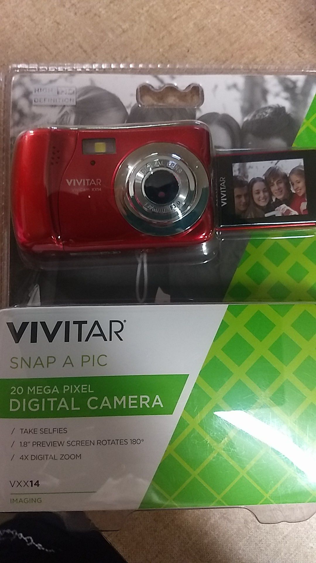 Digital camera vivitar