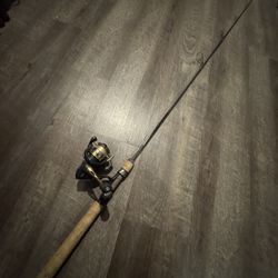Shimano Sahara Bass Pro Ultra Light Spinning Fishing Combo. 