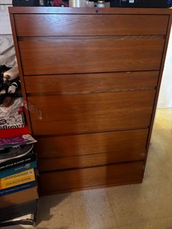 6-Drawer Wooden Dresser Chest