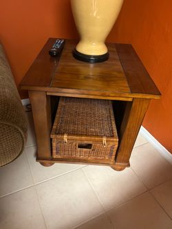 2 nightstands and sofa table set