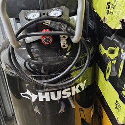 30 gallos husky Air compressor